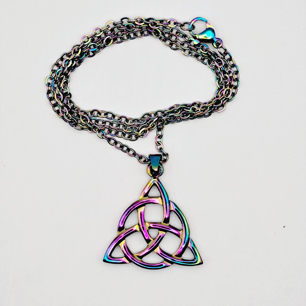 Triqueta: Multicolor